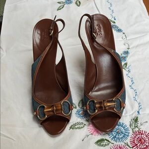 Gucci Women's Sandals in Brown and Blue